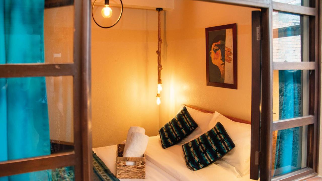 קואנקה Hostal Restaurant La Cigale מראה חיצוני תמונה