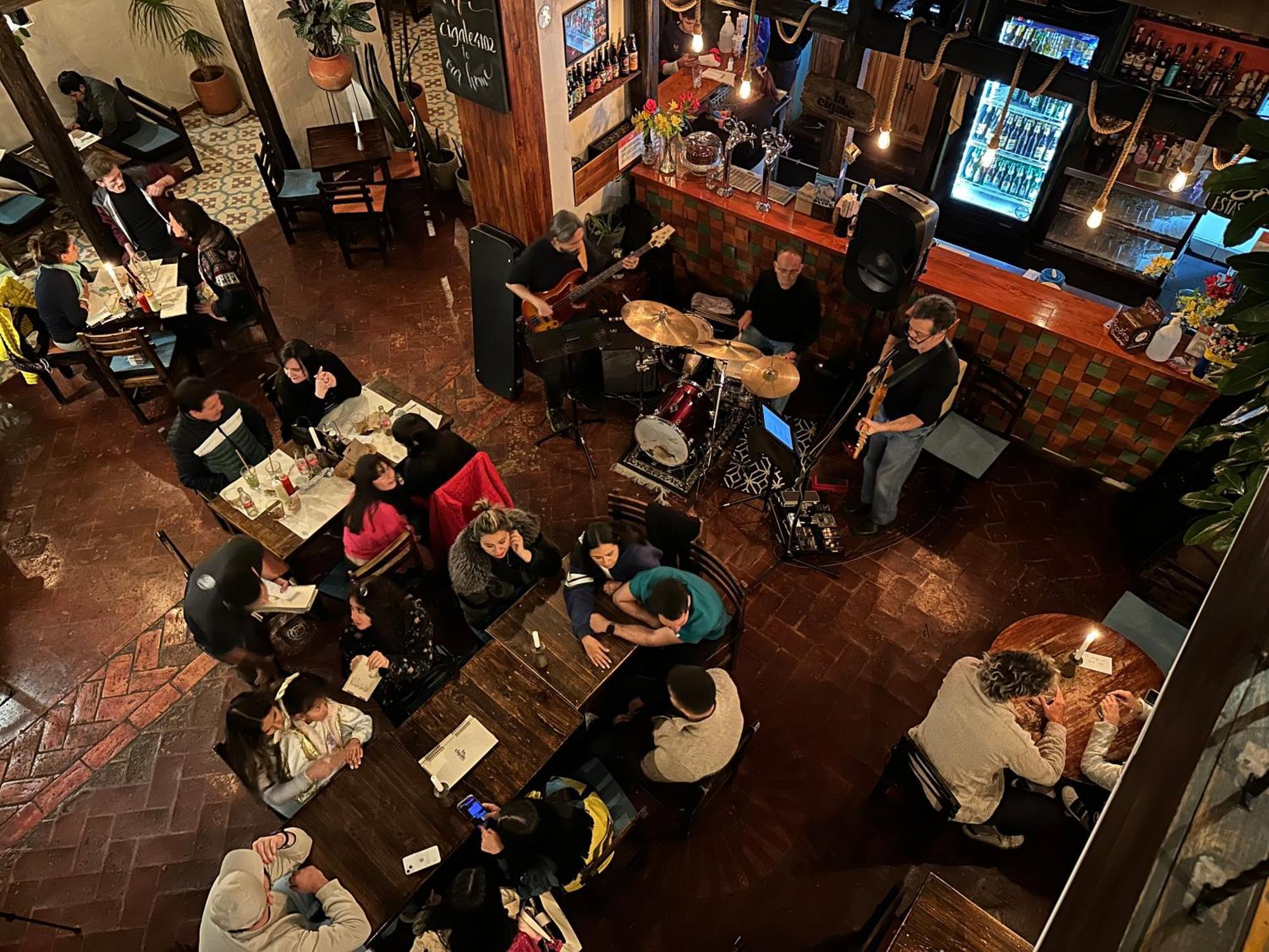קואנקה Hostal Restaurant La Cigale מראה חיצוני תמונה