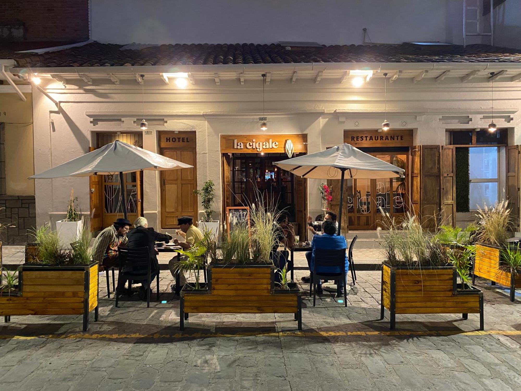 קואנקה Hostal Restaurant La Cigale מראה חיצוני תמונה